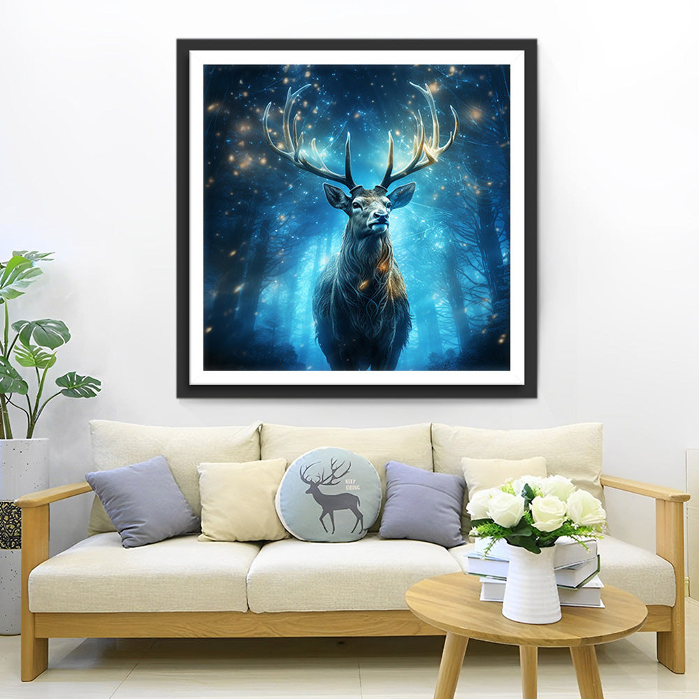 Hert in het Blauwe Fluorescerende Bos Diamond Painting