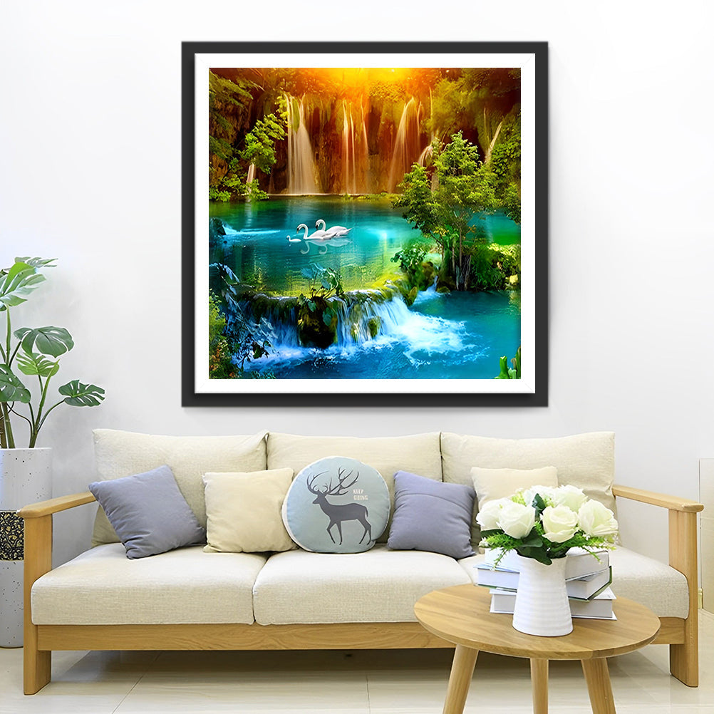 De Prachtige Waterval en het Kalme Meer met Zwanen Diamond Painting