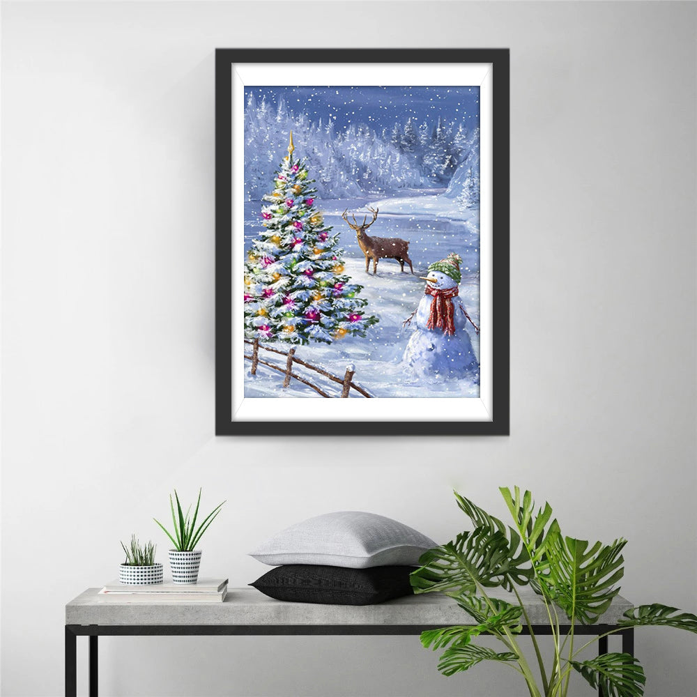 De Sneeuwpop, het Rendier en de Kerstboom in de Witte Wereld Diamond Painting