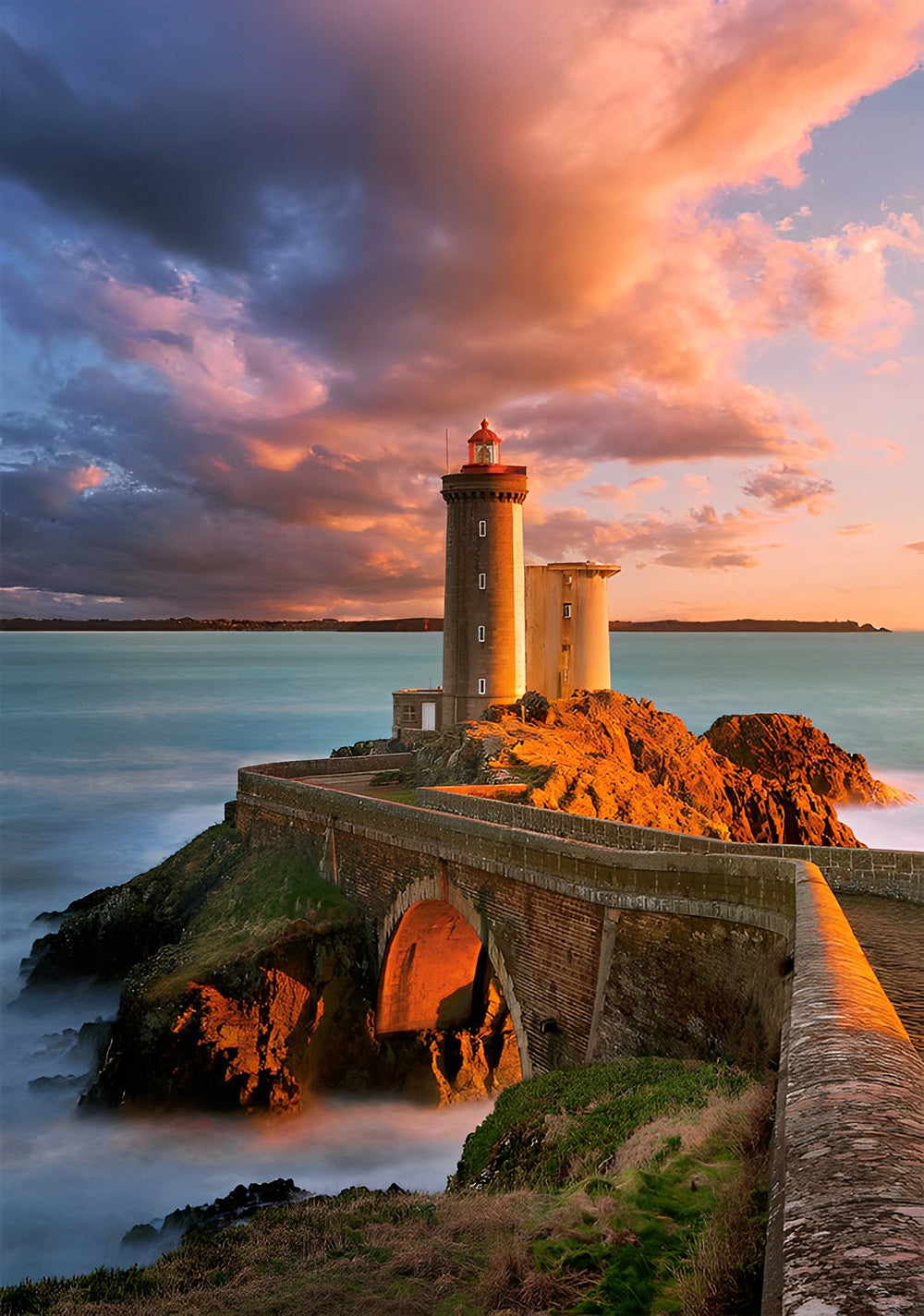 De Vuurtoren als Stille Wachter bij de Glimmende Zee Diamond Painting