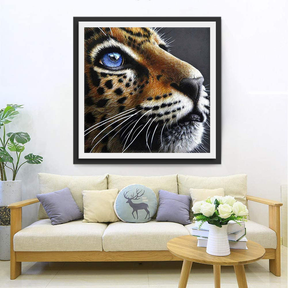 Een Tijger Kijkt omhoog Diamond Painting