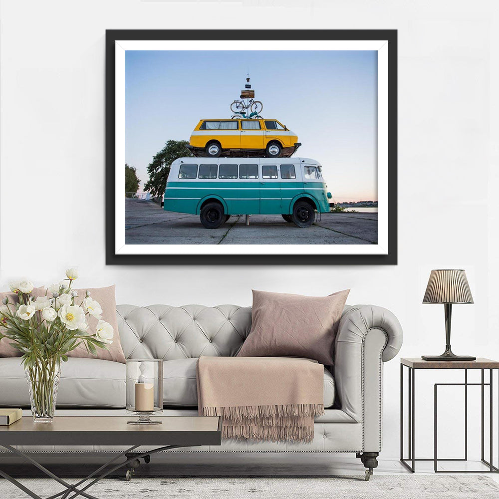 Geel Busje op Groen-Wit Busje met Fiets op Dak Diamond Painting