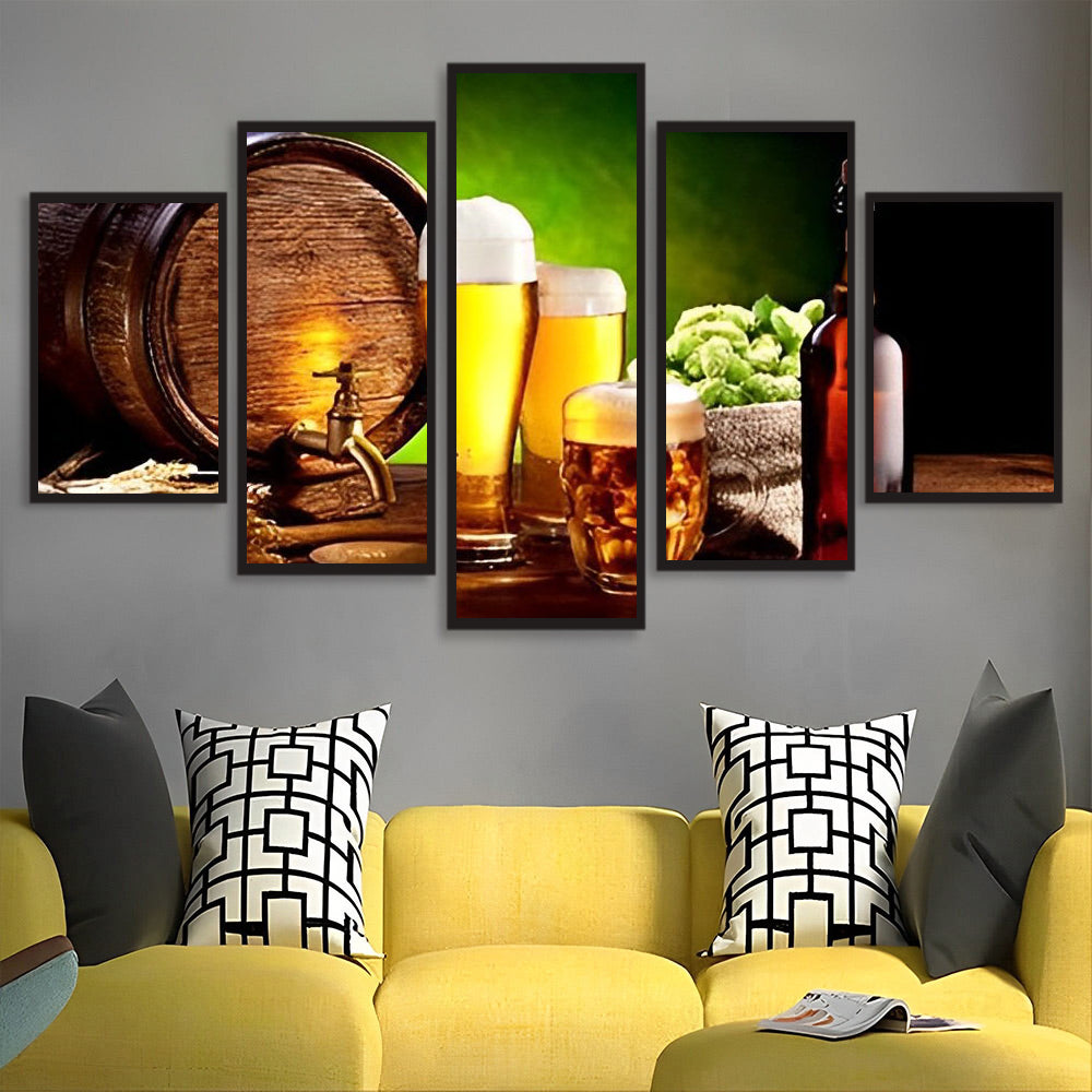 Houten Biervaten, Goudgele Bierglazen en Hoppen 5 Platen Diamond Painting