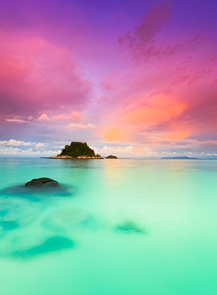 Magische Wolken en Glimmende Zee rond Eiland Diamond Painting