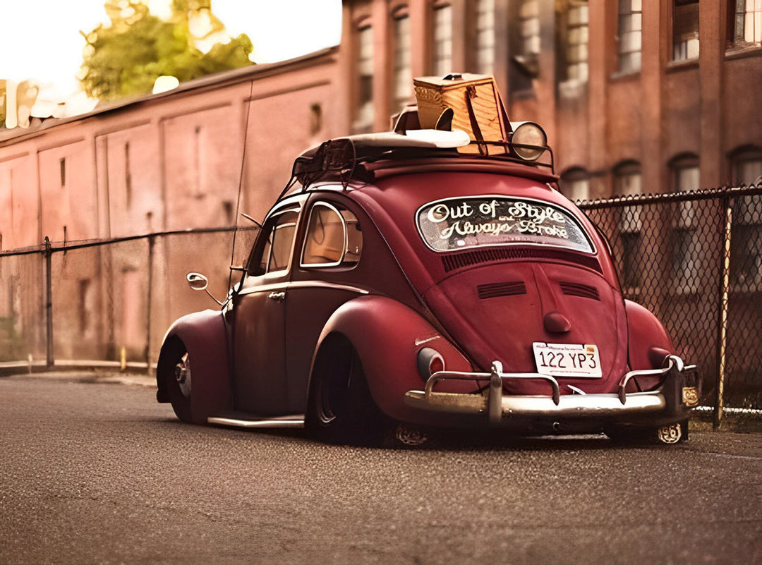 Oude Rode Auto met Bagagedrager in Stad Diamond Painting