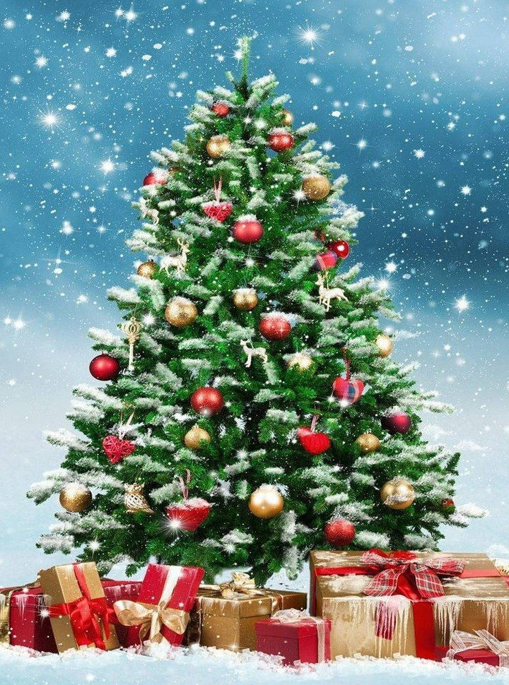 Sneeuwbedekte Kerstboom met Ballen en Geschenken Diamond Painting