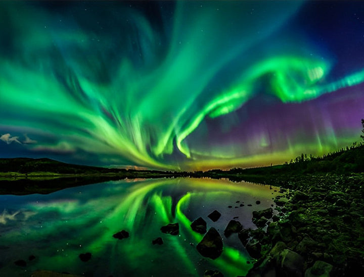 Sprookjesachtige Nachthemel met Gespiegelde Noorderlicht Diamond Painting