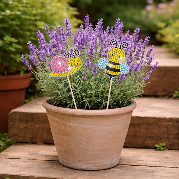 8 stuks Nuttige Insecten Diamond Painting Tuinstekers