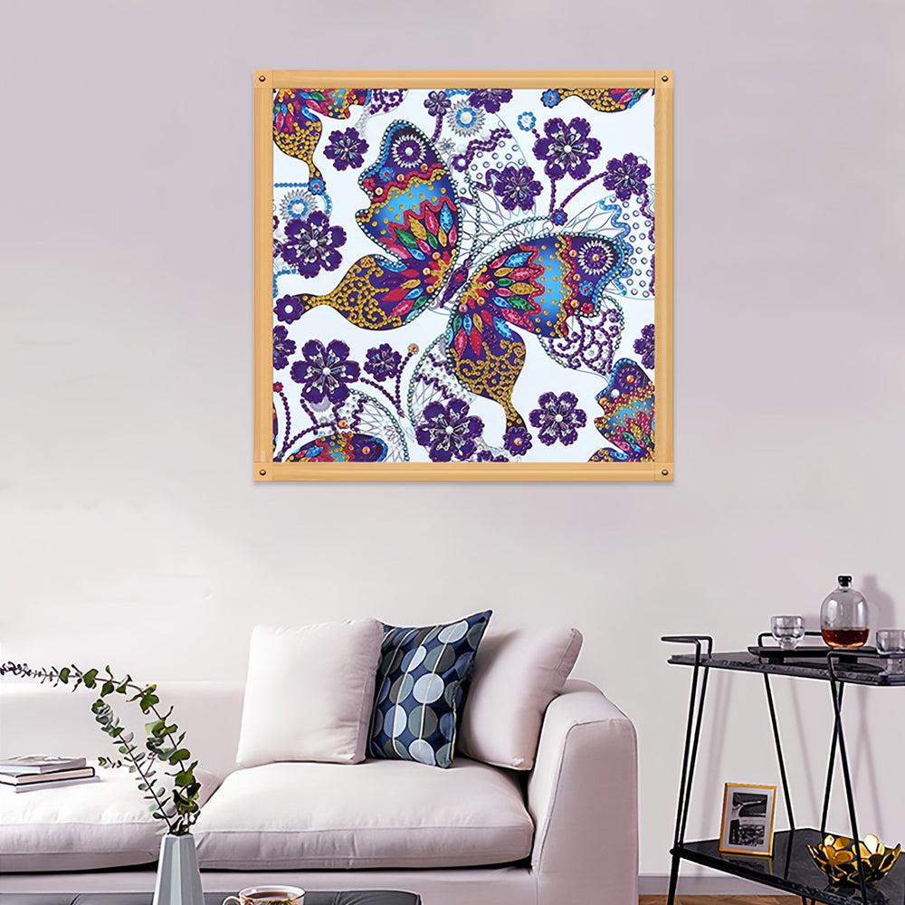 Vlinder en Paarse Bloemen Speciaal Gevormde Boren Diamond Painting