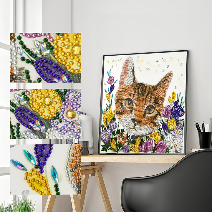 Oranje Kat tussen Bloemen Speciaal Gevormde Boren Diamond Painting