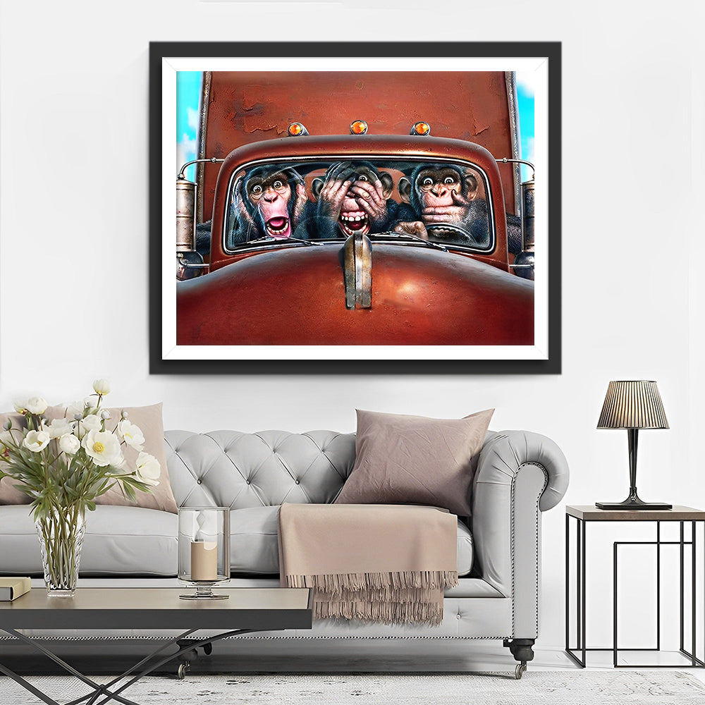 Drie Apen in een Rode Auto Diamond Painting