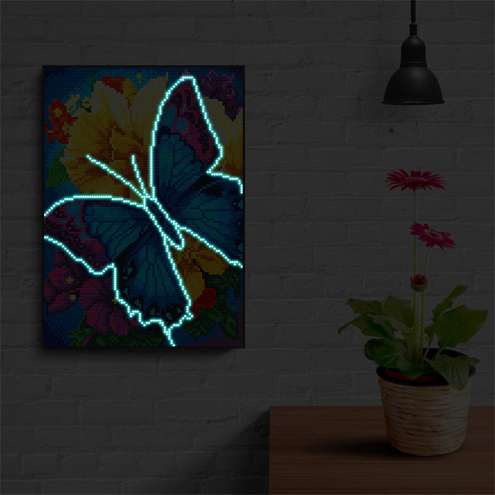 Vlinder en Bloem Lichtgevende Kristal Neushoorn Diamond Painting