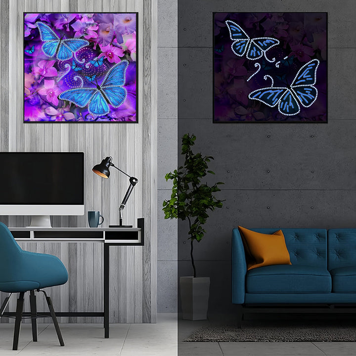 Blauwe Vlinders en Paarse Bloemen Lichtgevende Kristal Neushoorn Diamond Painting