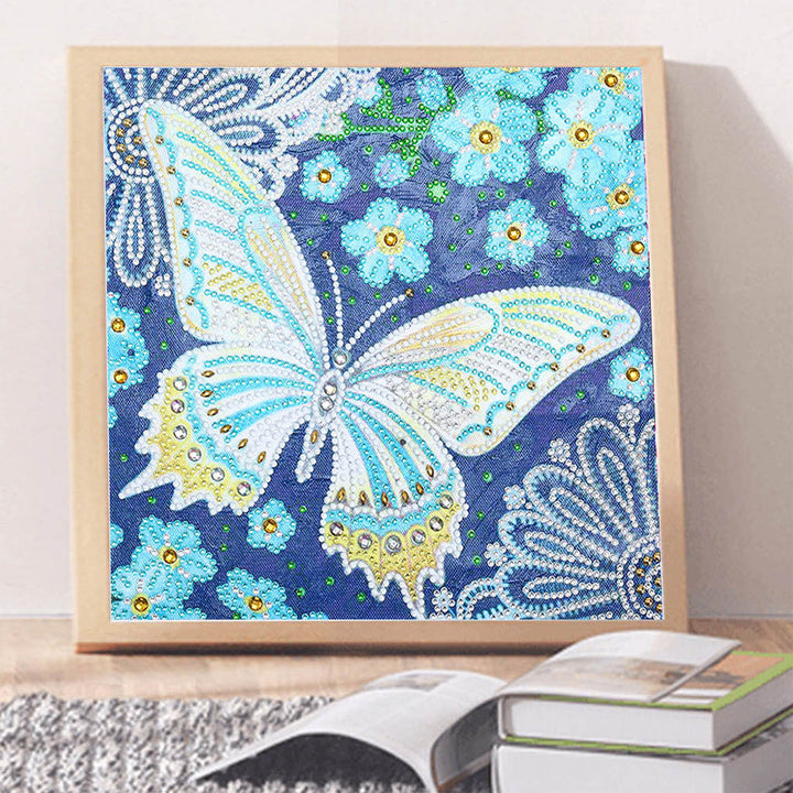 Blauwe Vlinder en Bloemen Lichtgevend Speciaal Gevormd Diamond Painting