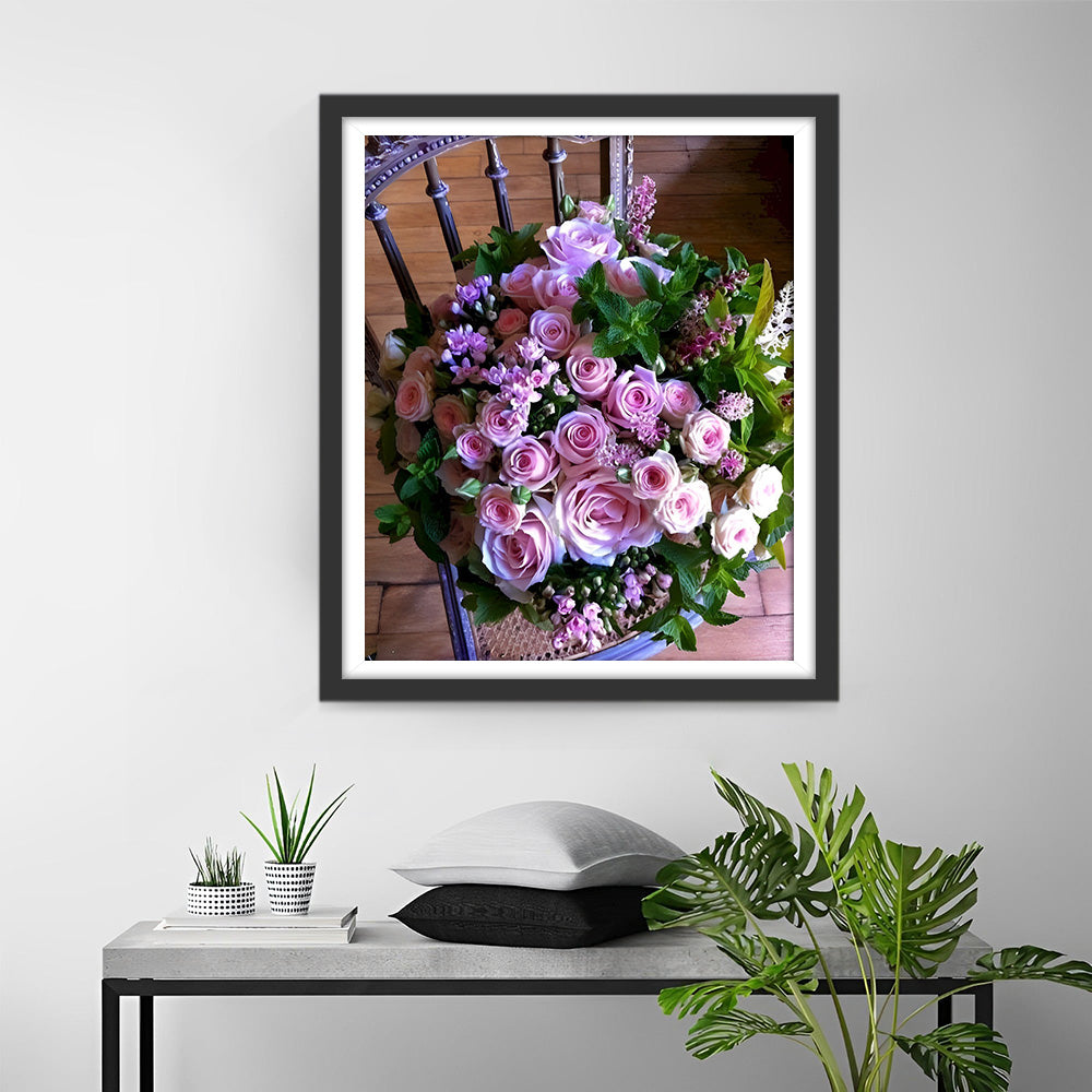 Boeket Paarse Rozen op Stoel Diamond Painting