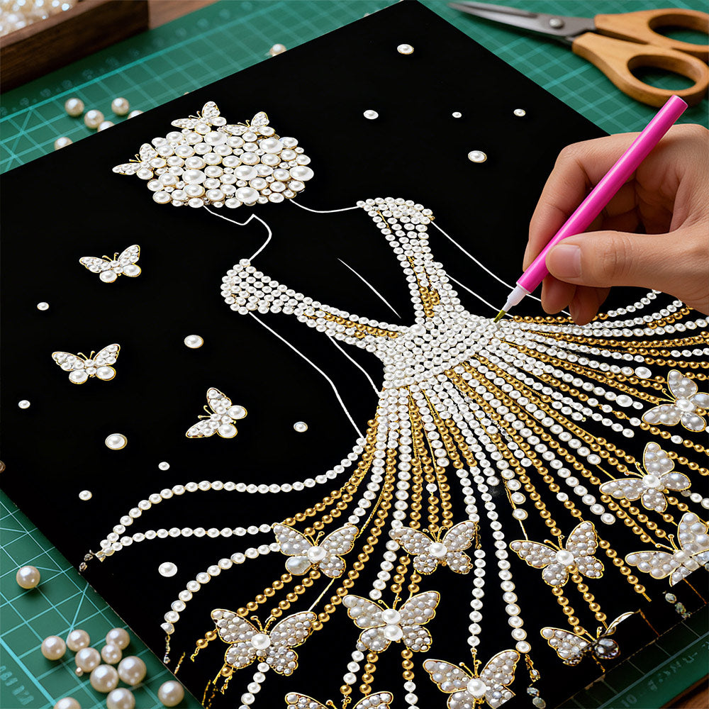 Diamond Painting | Parel Schilderij | Een Vrouw omringd door Vlinders