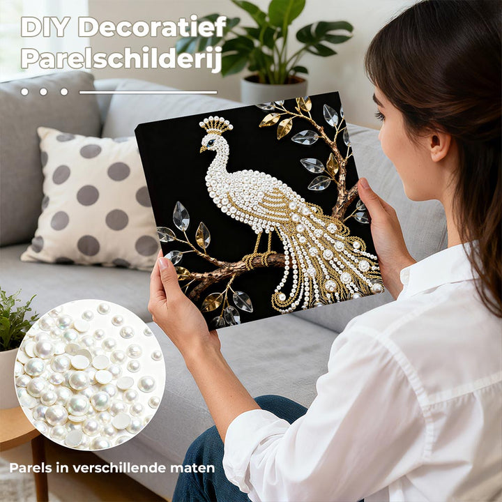 Diamond Painting | Parel Schilderij | Een Witte Pauw in een Boom