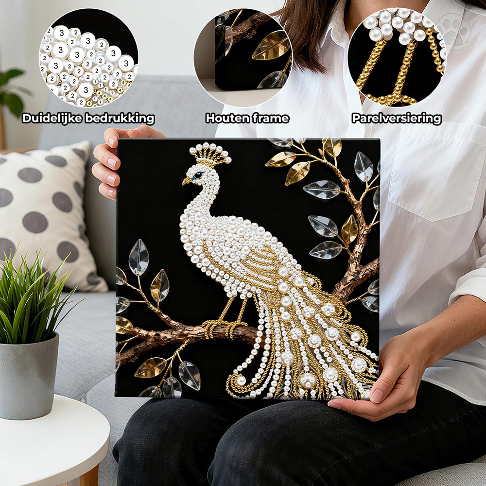 Diamond Painting | Parel Schilderij | Een Witte Pauw in een Boom