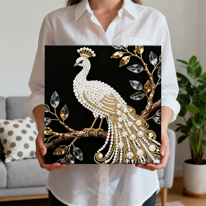 Diamond Painting | Parel Schilderij | Een Witte Pauw in een Boom