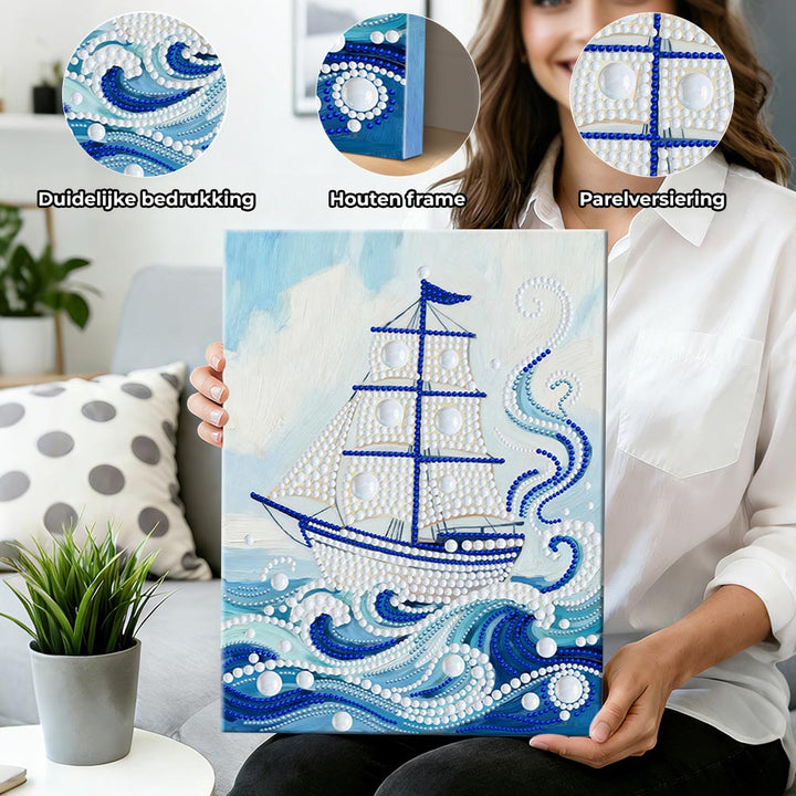 Diamond Painting | Parel Schilderij | Witte Zeilboot op Blauwe Golven