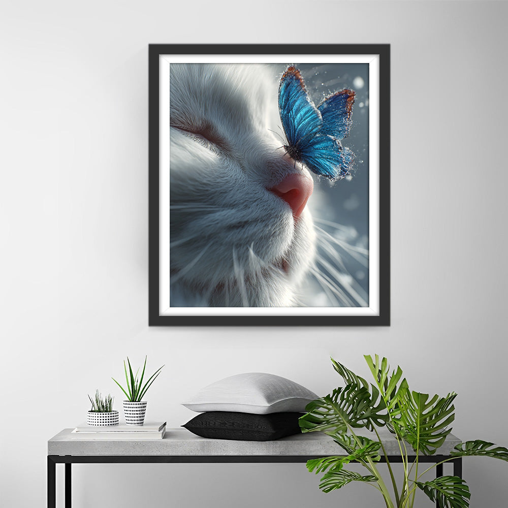 IJsblauwe Vlinder en Witte Kat Diamond Painting