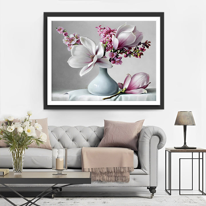 Magnolia's en Orchidee in Witte Vaas Diamond Painting