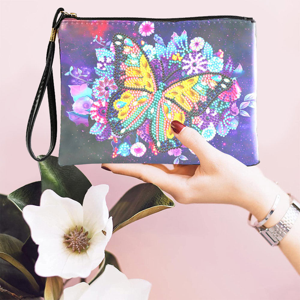 Vlinder en Paarse Bloemen Diamond Painting Polstas