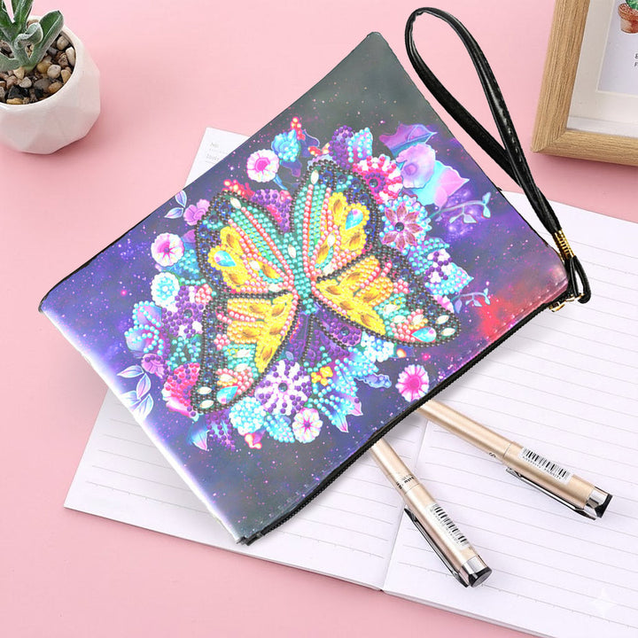 Vlinder en Paarse Bloemen Diamond Painting Polstas