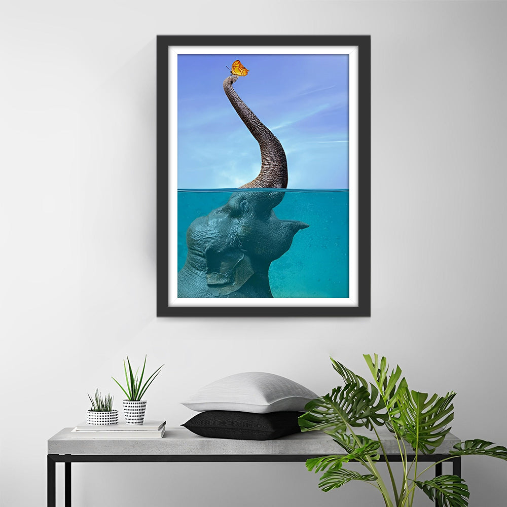 Vlinder op een Olifantenslurf in de Zee Diamond Painting