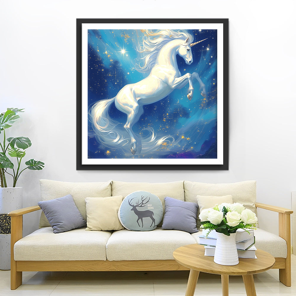 Witte Eenhoorn Springt Hoog Diamond Painting