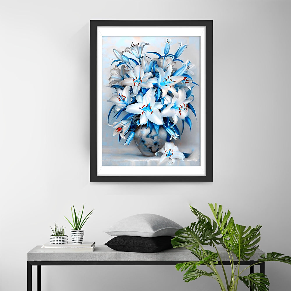 Boeket Blauw-Witte Lelies in Vaas Diamond Painting