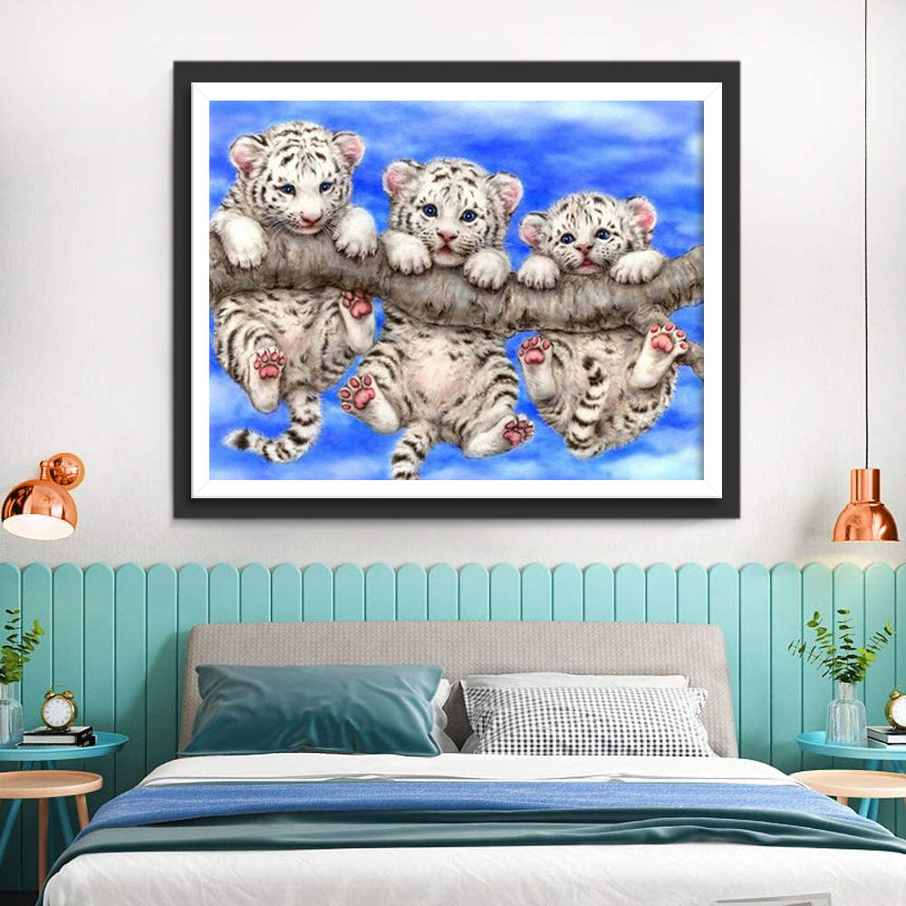 Drie Witte Tijgers op een Tak Diamond Painting