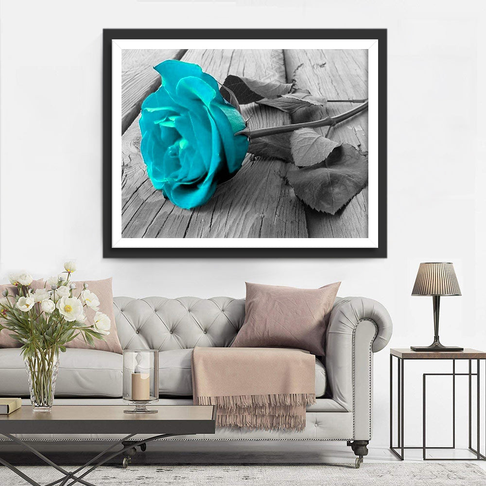Een Blauwe Roos op Houten Vloer Diamond Painting