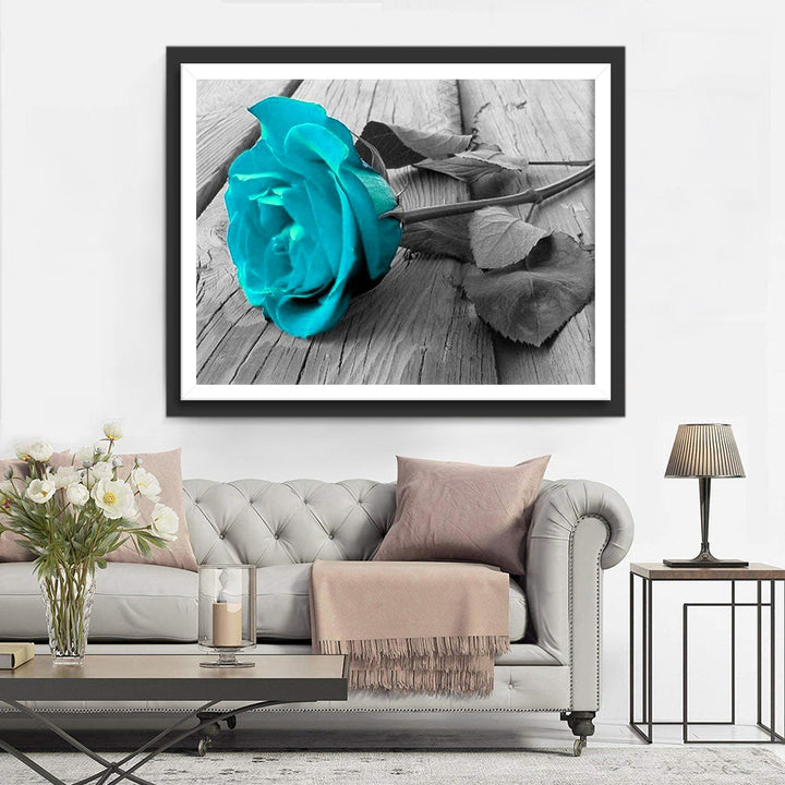 Een Blauwe Roos op Houten Vloer Diamond Painting
