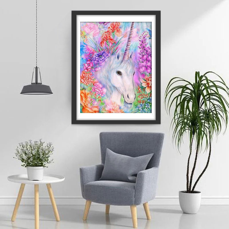 Een Eenhoorn omringd door Kleurrijke Bloemen Diamond Painting