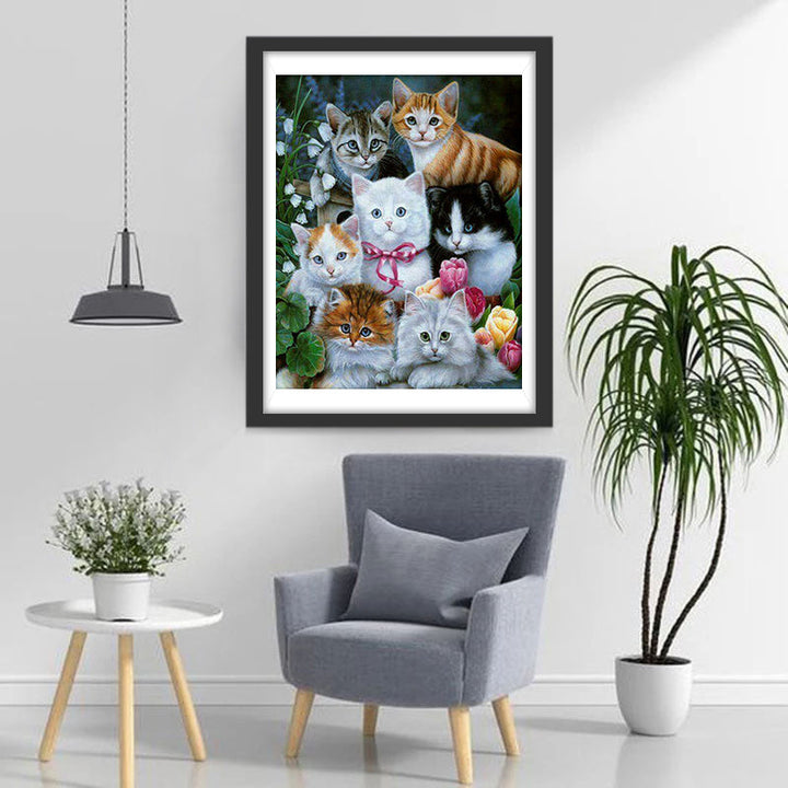 Een Groep Katten in de Bloemenstruik Diamond Painting