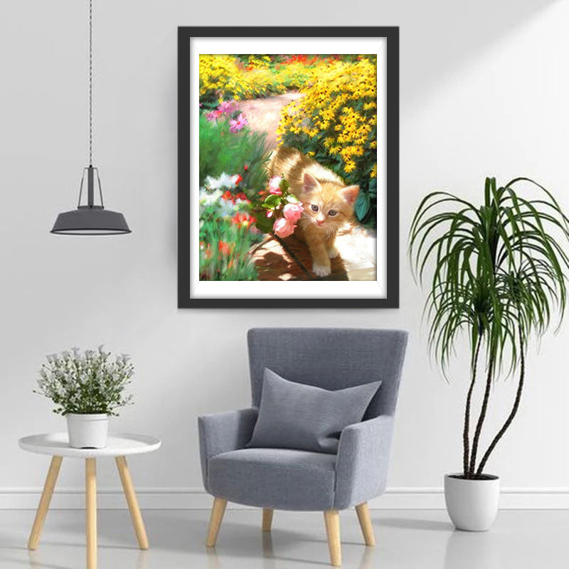 Een Kat op het Pad met Bloemen aan Beide Kanten Diamond Painting