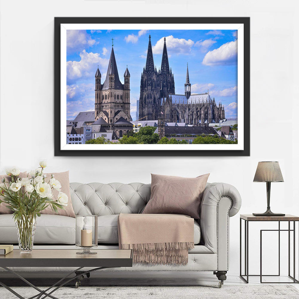 Een Kerk onder een Blauwe Hemel Diamond Painting