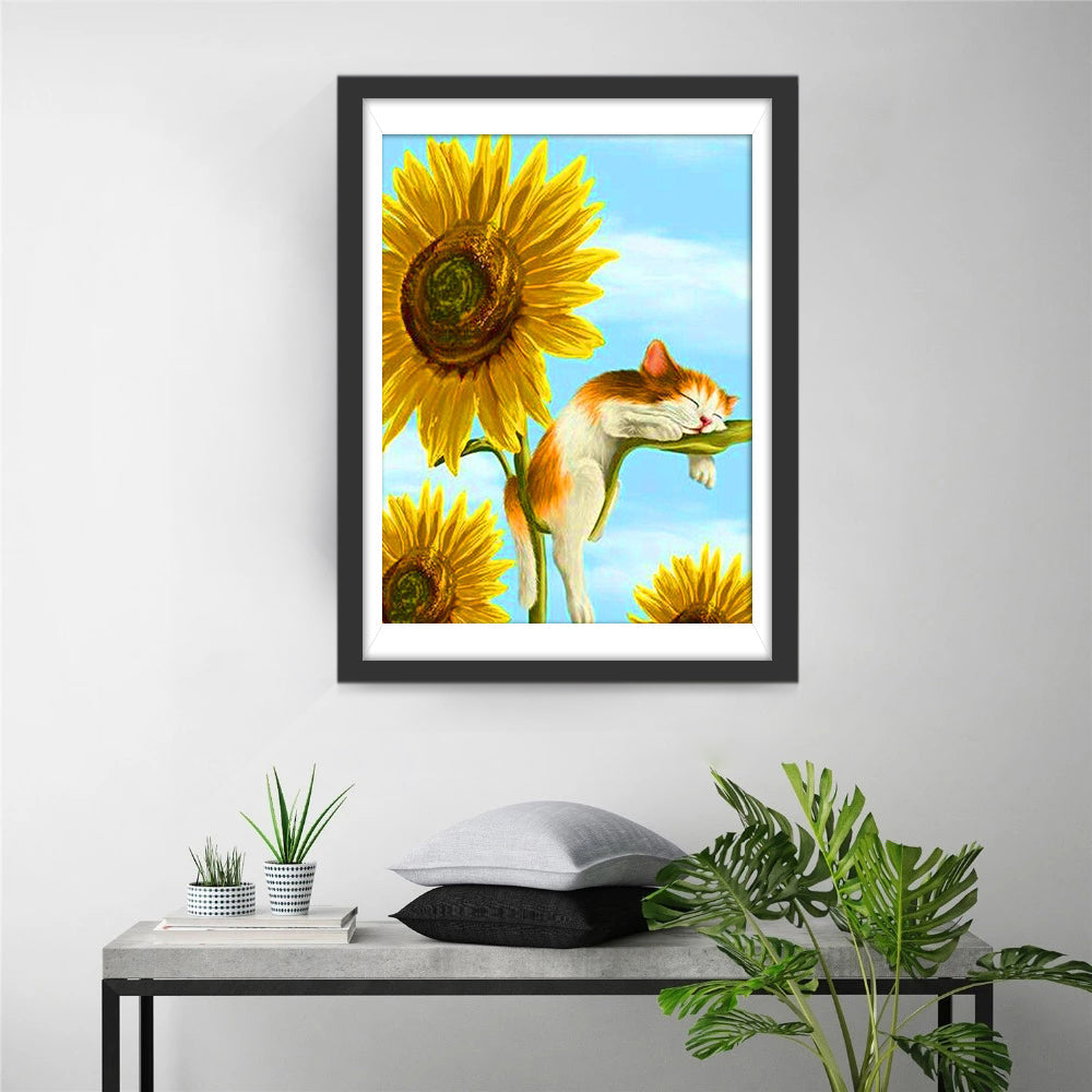 Een Klein Katje Slaapt op een Zonnebloemblad Diamond Painting