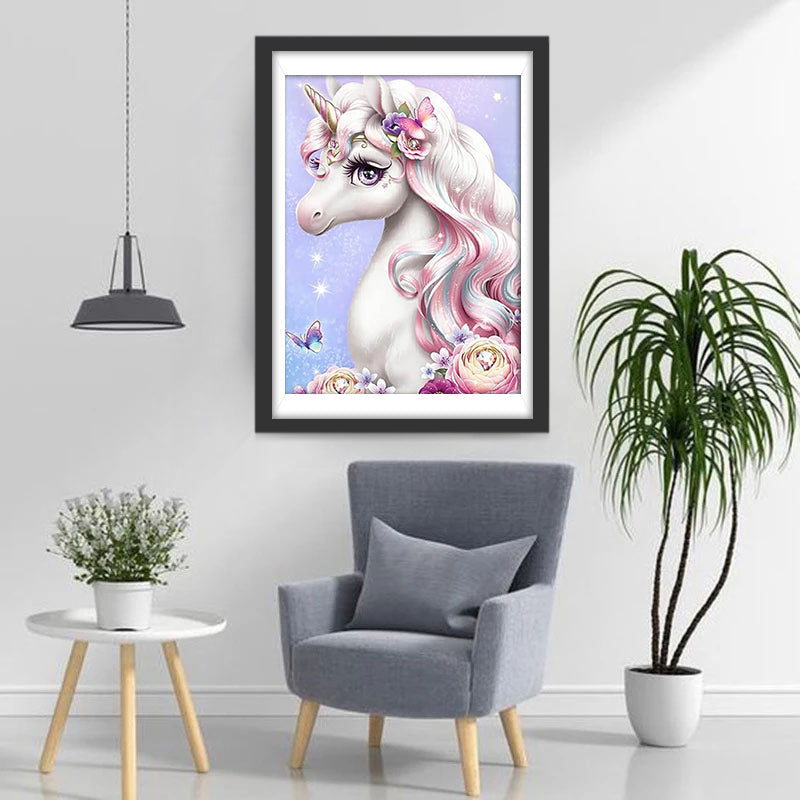 Een Roze en Witte Eenhoorn en Bloemen Diamond Painting
