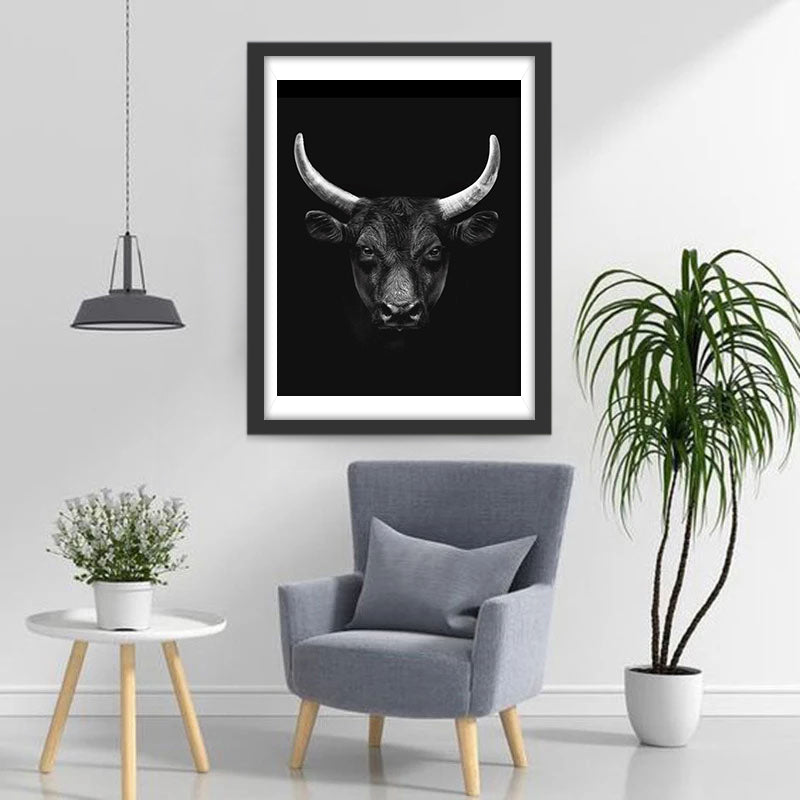 Een Stierenkop tegen een Zwarte Achtergrond Diamond Painting