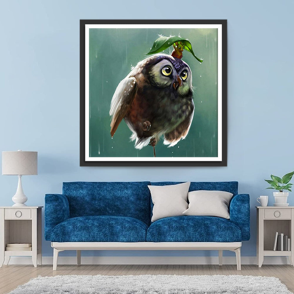 Een Uil met een Muis op zijn Kop die een Blad omhoog Houdt Diamond Painting