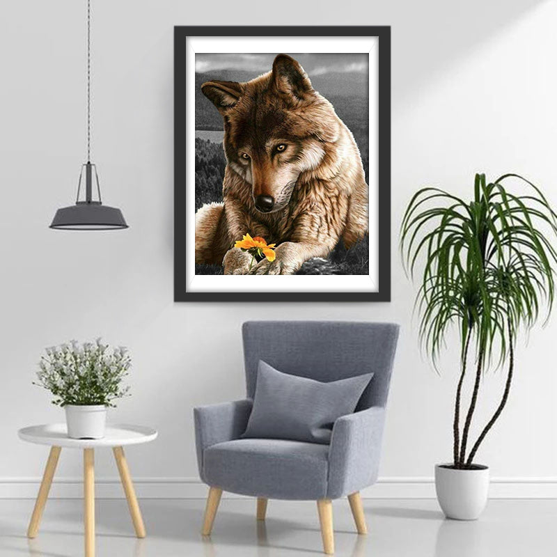 Een Wolf met een Gele Bloem in zijn Hand Diamond Painting