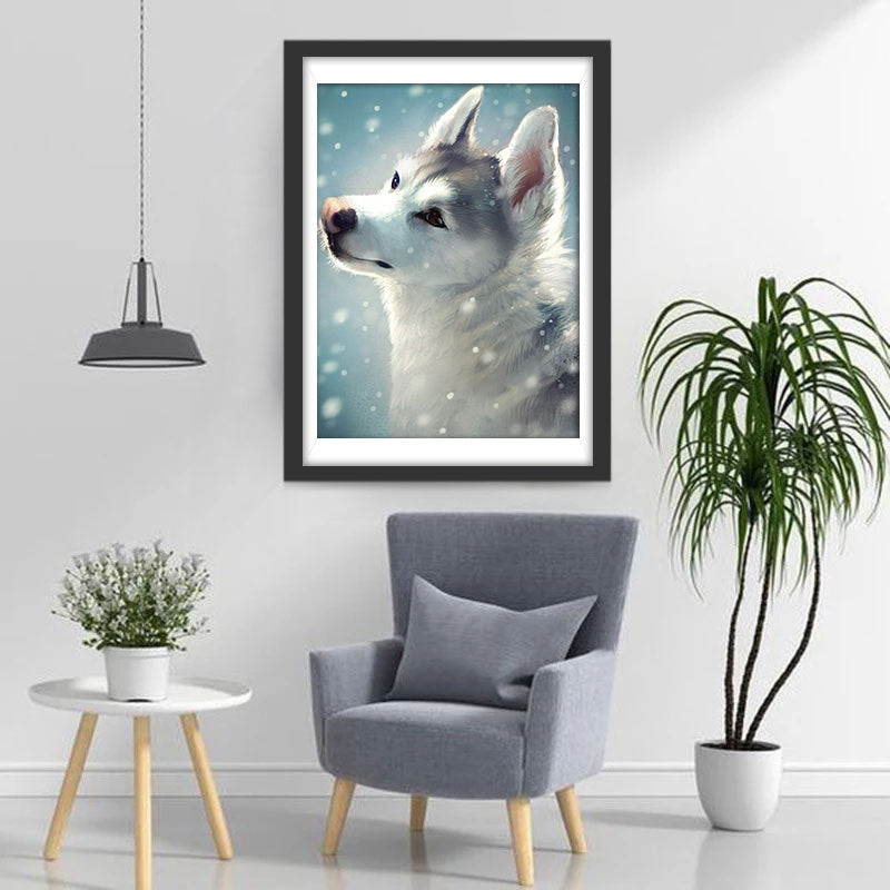 Een Wolf met zijn Kop omhoog op een Besneeuwde Dag Diamond Painting