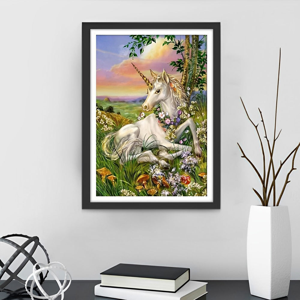 Eenhoorn met een Bloemenkrans op de Weide Diamond Painting