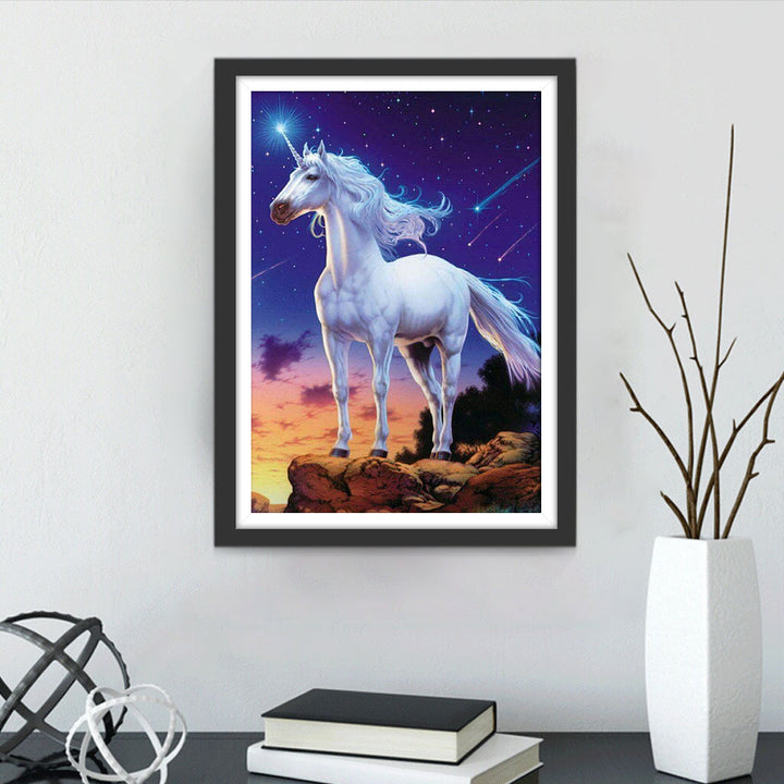 Eenhoorn met een Gloeiende Hoorn Diamond Painting