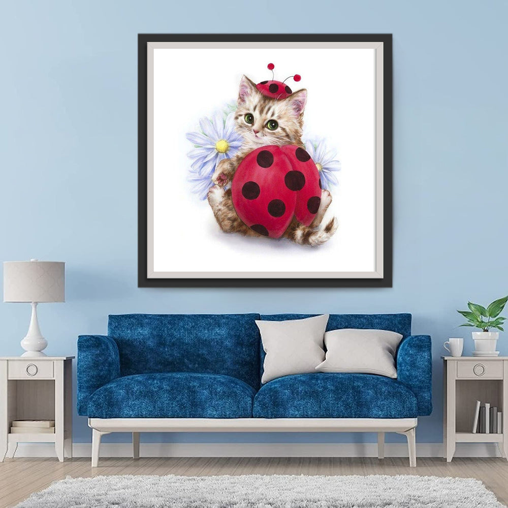 Fris Kitten met Lieveheersbeestjehoed Diamond Painting