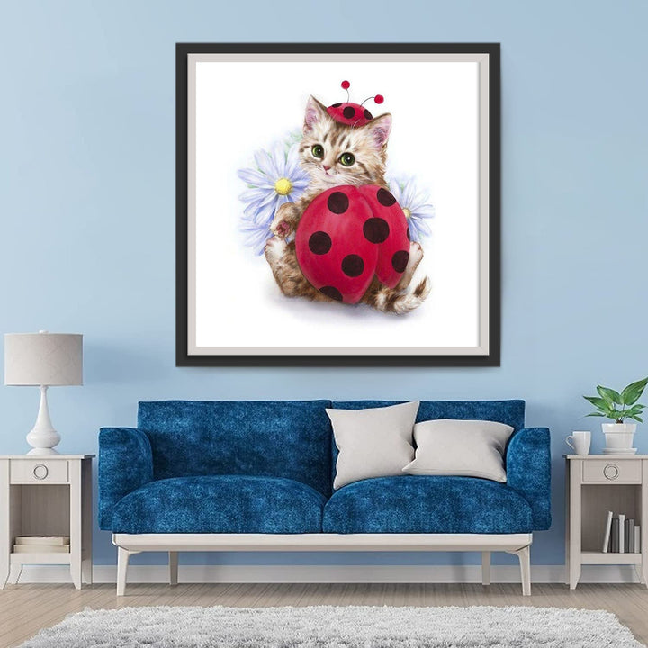 Fris Kitten met Lieveheersbeestjehoed Diamond Painting