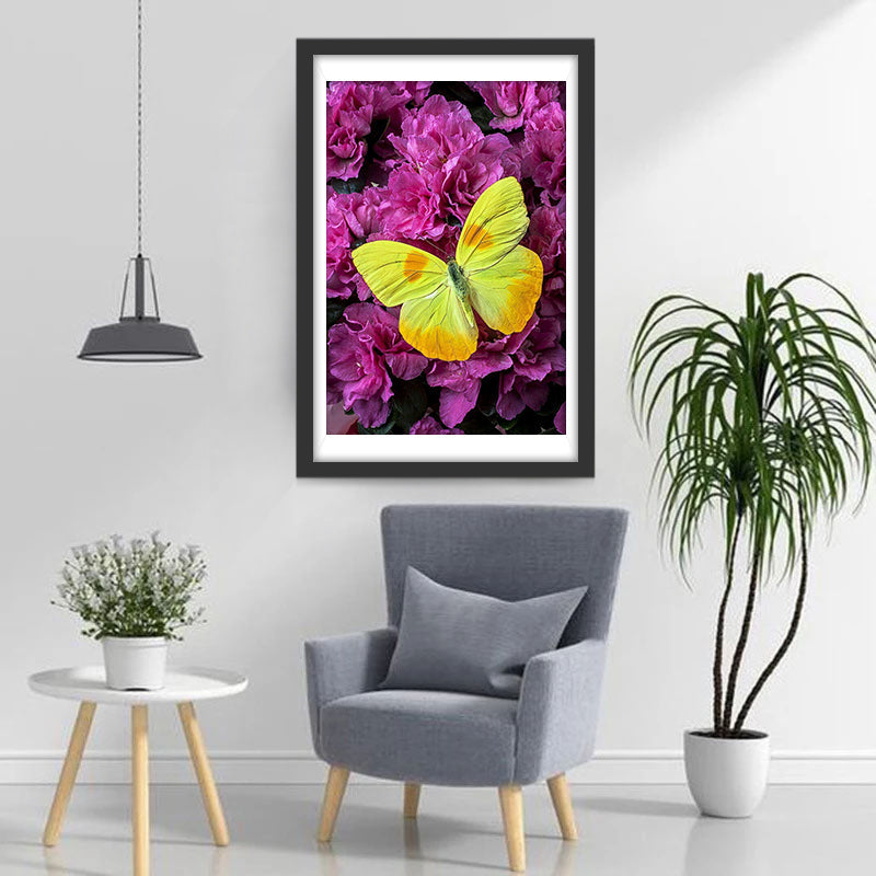 Gele Vlinder op Roze Bloemen Diamond Painting