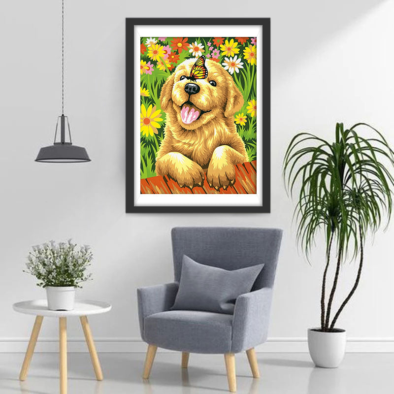 Golden Retriever en Vlinder in Bloemen Diamond Painting